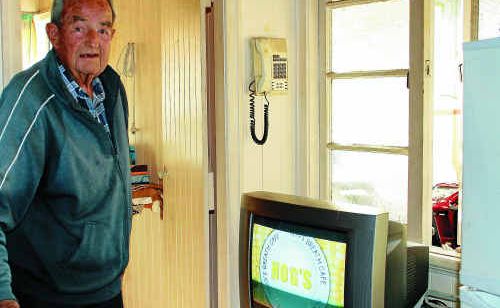 Lawrie Briscoe is unfazed by the government’s pledge to provide seniors with a digital set-top box expected in tonight’s budget. Lawrie Briscoe is unfazed by the government’s pledge to provide seniors with a digital set-top box expected in tonight’s budget.